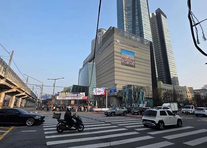 アパート 건대역5분 성수 감성숙소 5 Min Walk To Konkok Univ Station # 6-minute Walk To Airport Limousine # Seongsu Cafe Street Walking Tour Hotspots & Pop-up Stores #seoul Forest # Thukseom River Park #kspo # Coex #gangnam