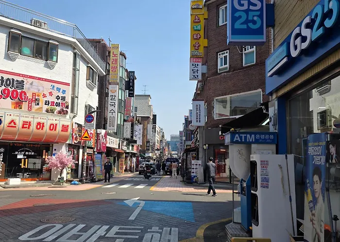 건대역5분 성수 감성숙소 5 Min Walk To Konkok Univ Station # 6-minute Walk To Airport Limousine # Seongsu Cafe Street Walking Tour Hotspots & Pop-up Stores #seoul Forest # Thukseom River Park #kspo # Coex #gangnam
